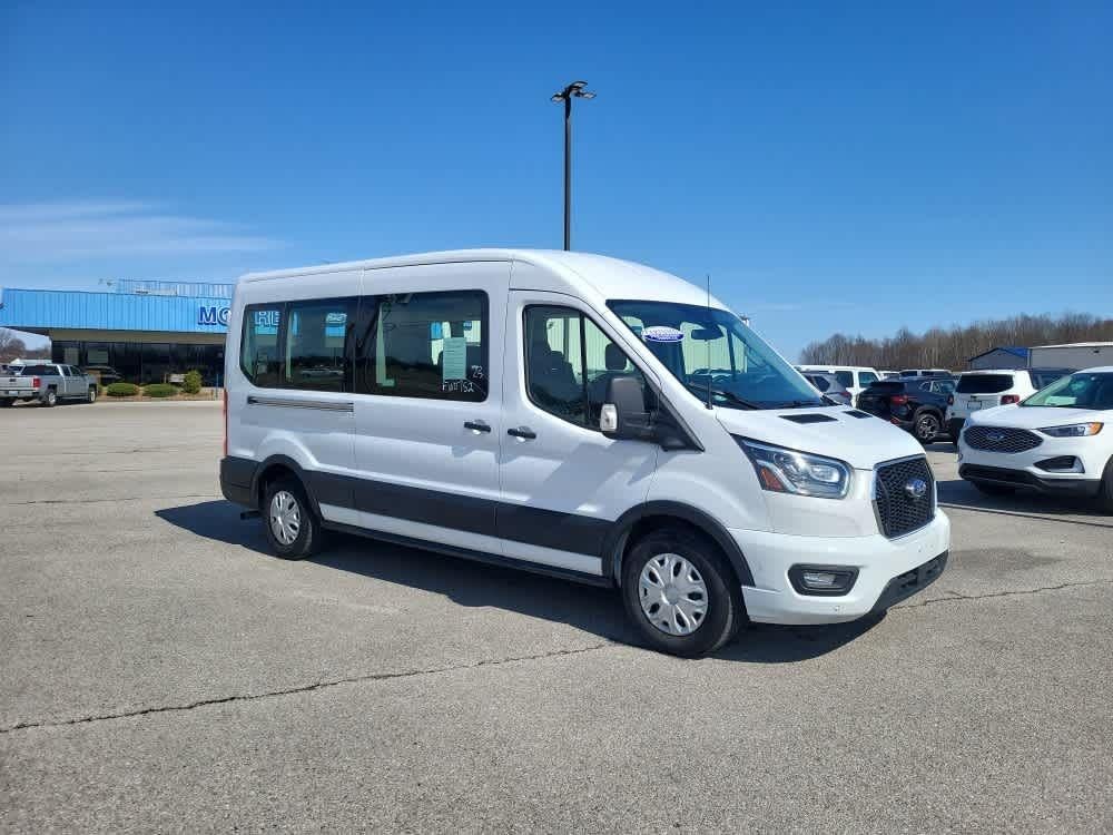 2023 Ford Transit Passenger Wagon XLT