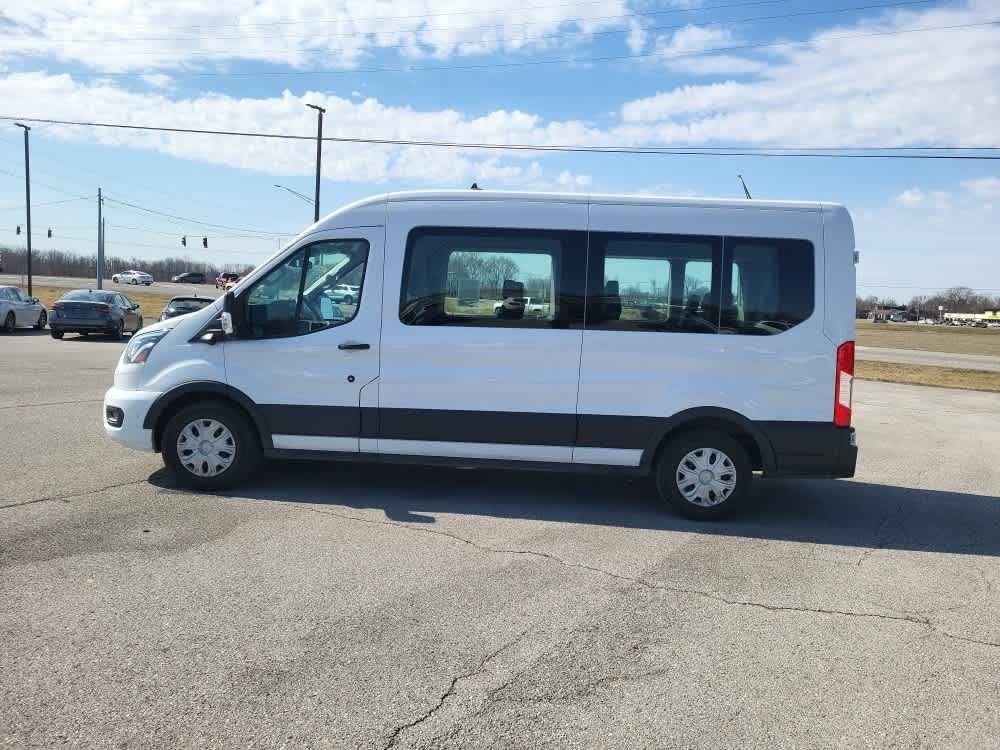 2023 Ford Transit Passenger Wagon XLT
