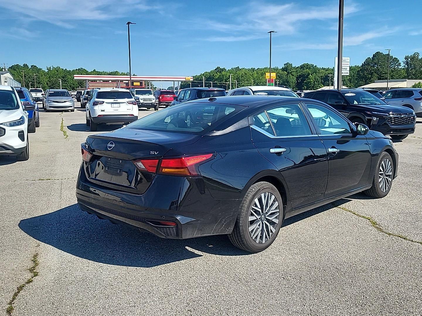 2024 Nissan Altima 2.5 SV
