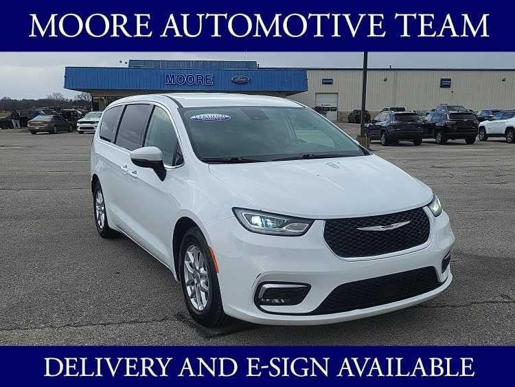 2023 Chrysler PACIFICA TOURING L