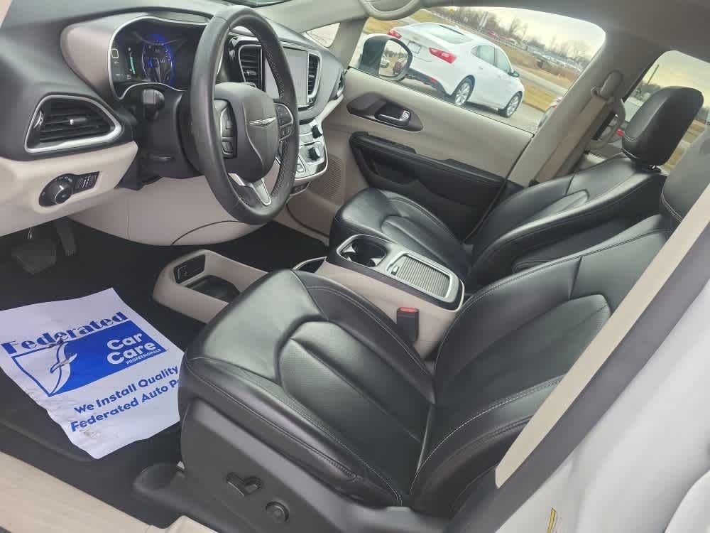 2023 Chrysler PACIFICA TOURING L