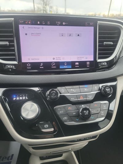 2023 Chrysler PACIFICA TOURING L