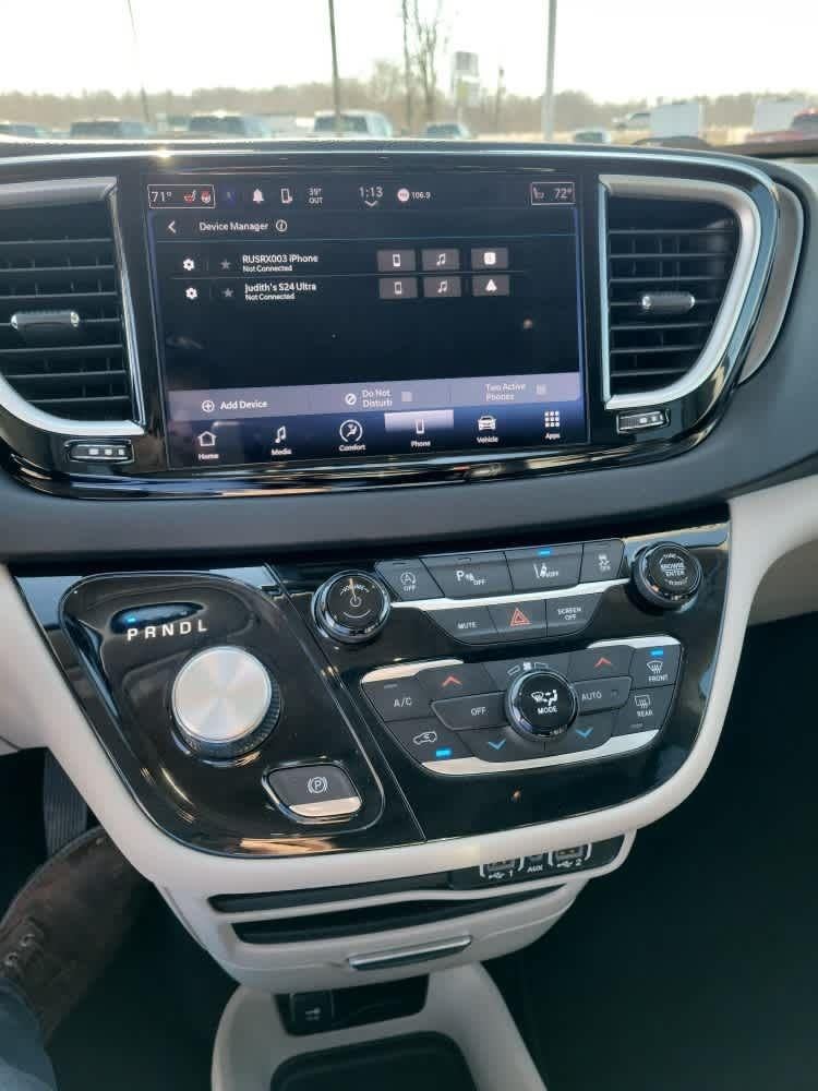 2023 Chrysler PACIFICA TOURING L