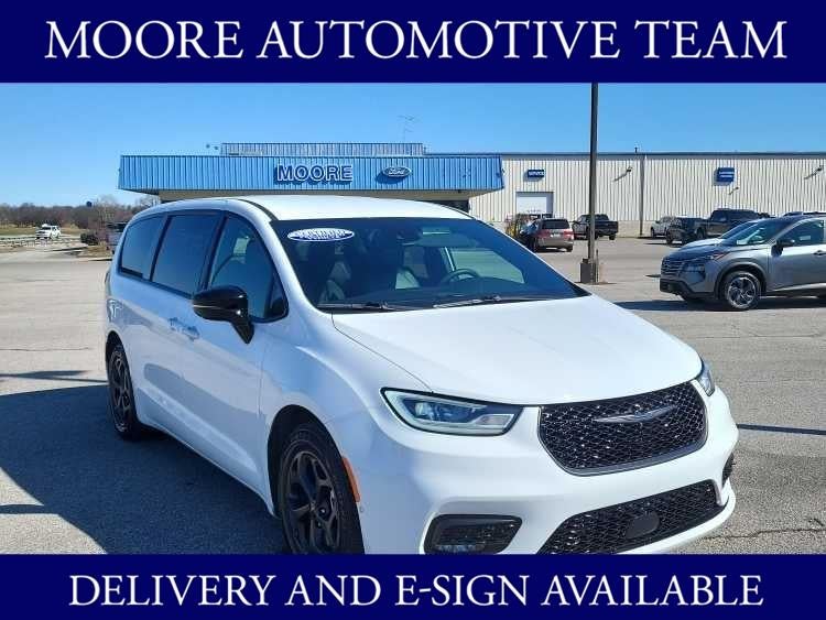 2024 Chrysler Pacifica Hybrid S Appearance Pkg