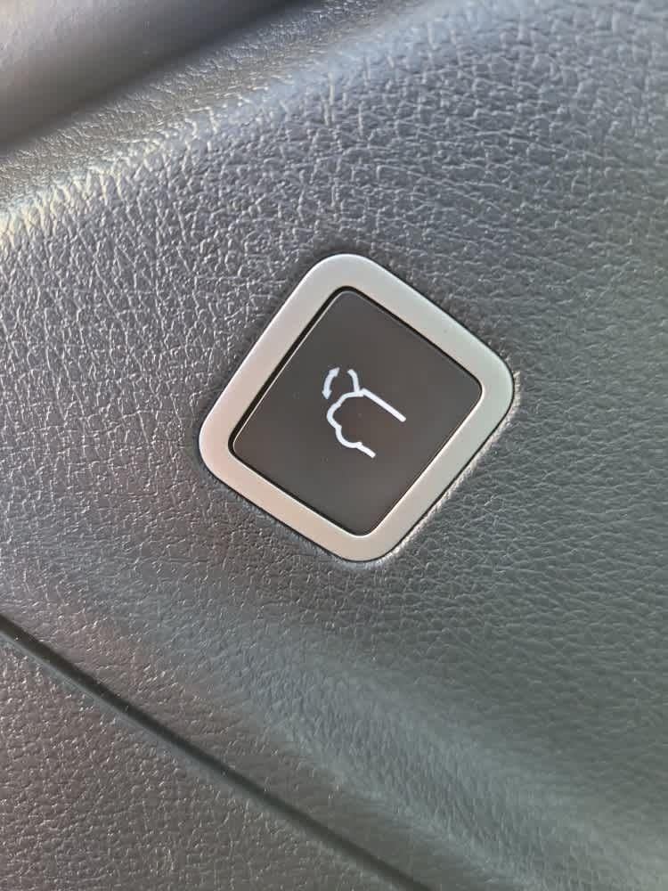 2024 Chrysler Pacifica Hybrid S Appearance Pkg