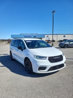 2024 Chrysler Pacifica Hybrid S Appearance Pkg