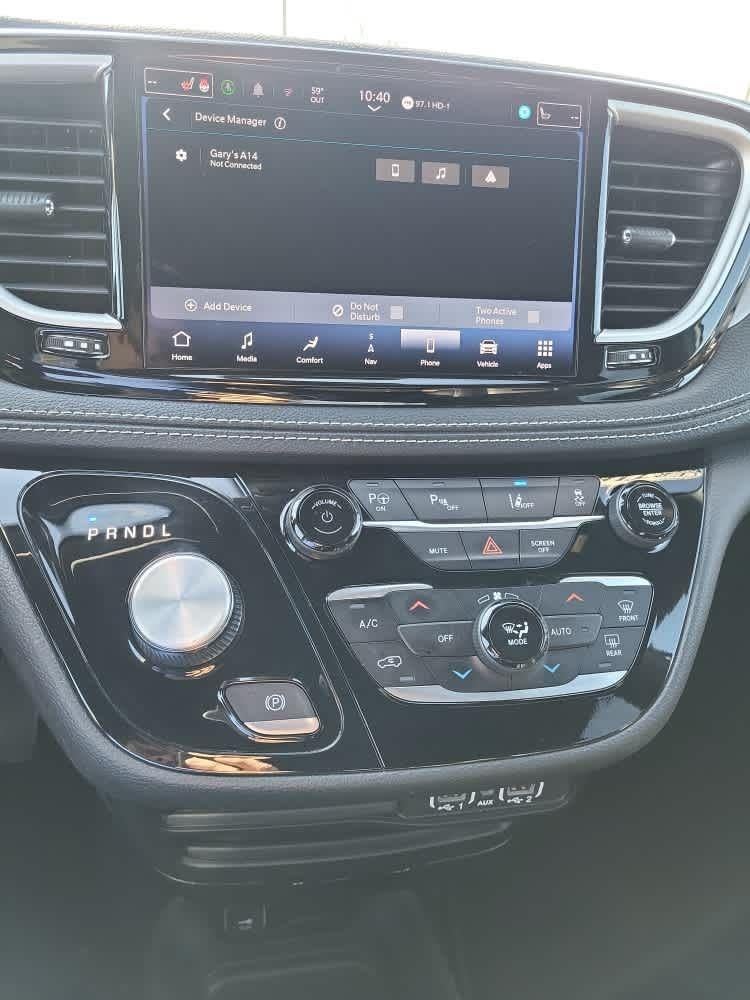 2024 Chrysler Pacifica Hybrid S Appearance Pkg