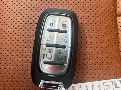 2025 Chrysler Pacifica Pinnacle