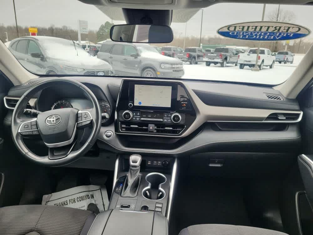 2023 TOYOTA TRUCK HIGHLANDER LE