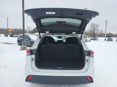 2023 TOYOTA TRUCK HIGHLANDER LE