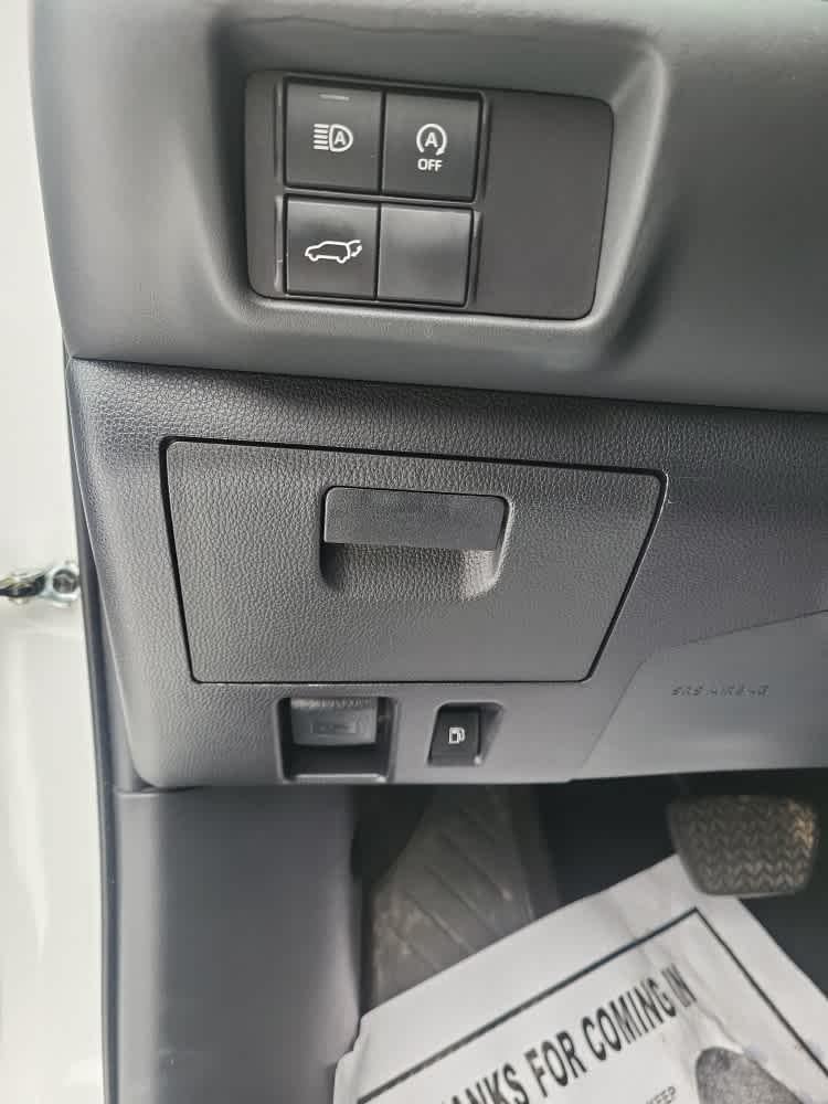 2023 TOYOTA TRUCK HIGHLANDER LE