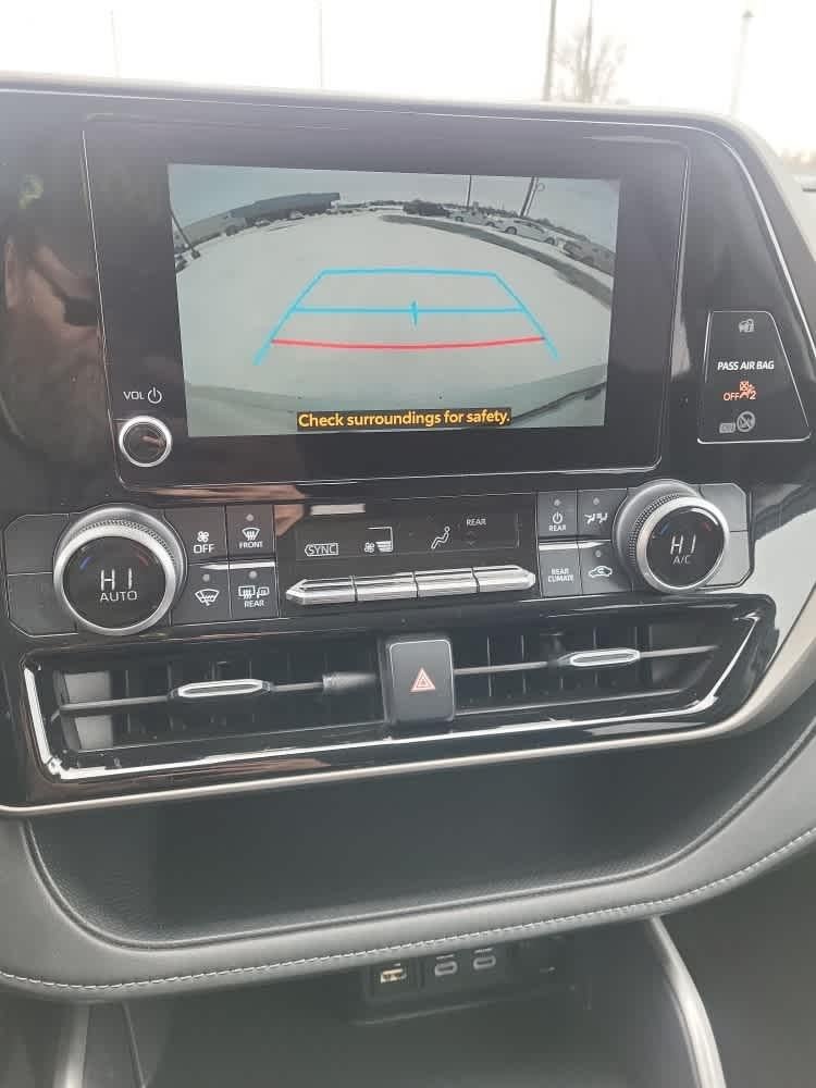 2023 TOYOTA TRUCK HIGHLANDER LE