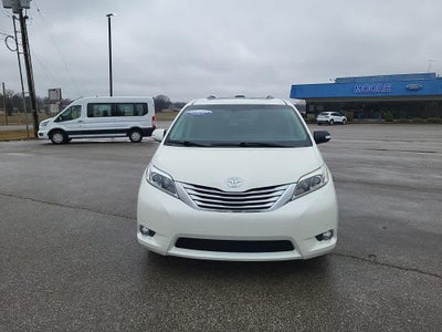 2016 Toyota Sienna Limited Premium 7-Passenger