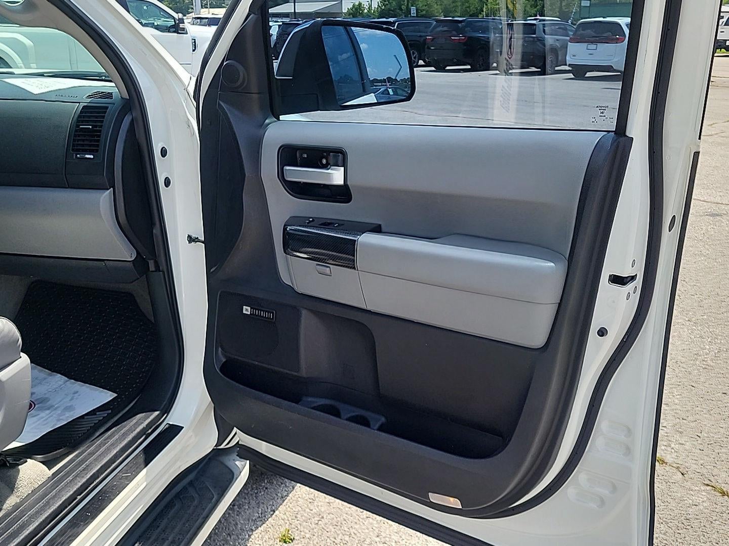 2011 Toyota Sequoia Platinum