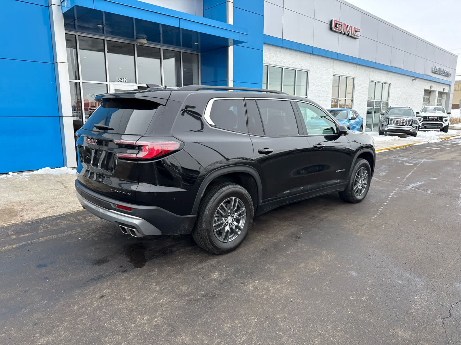 2025 GMC Acadia Elevation