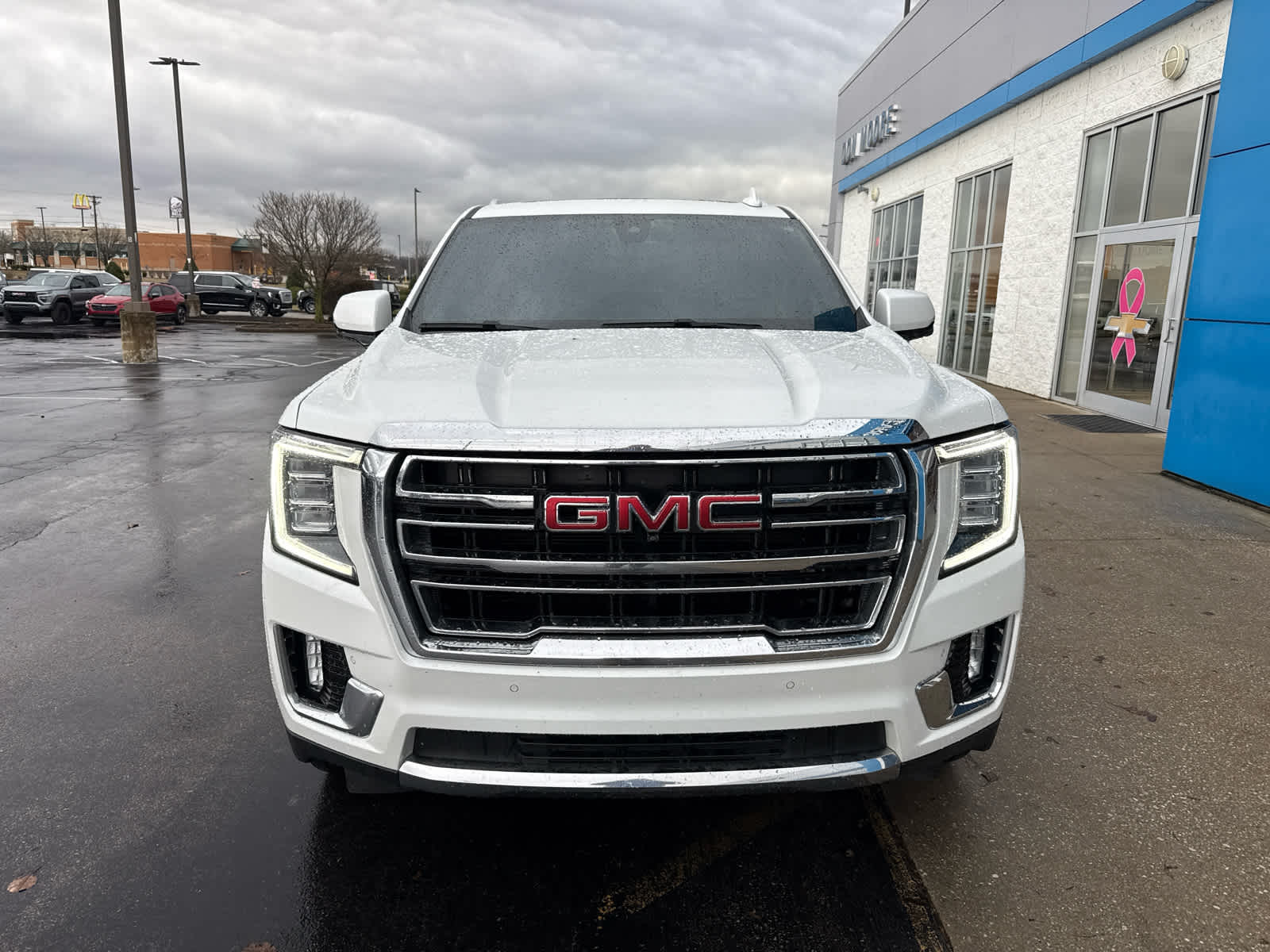 2022 GMC Yukon SLT