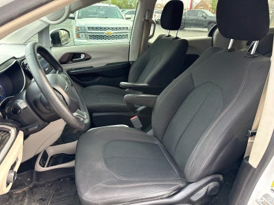 2019 Chrysler Pacifica L