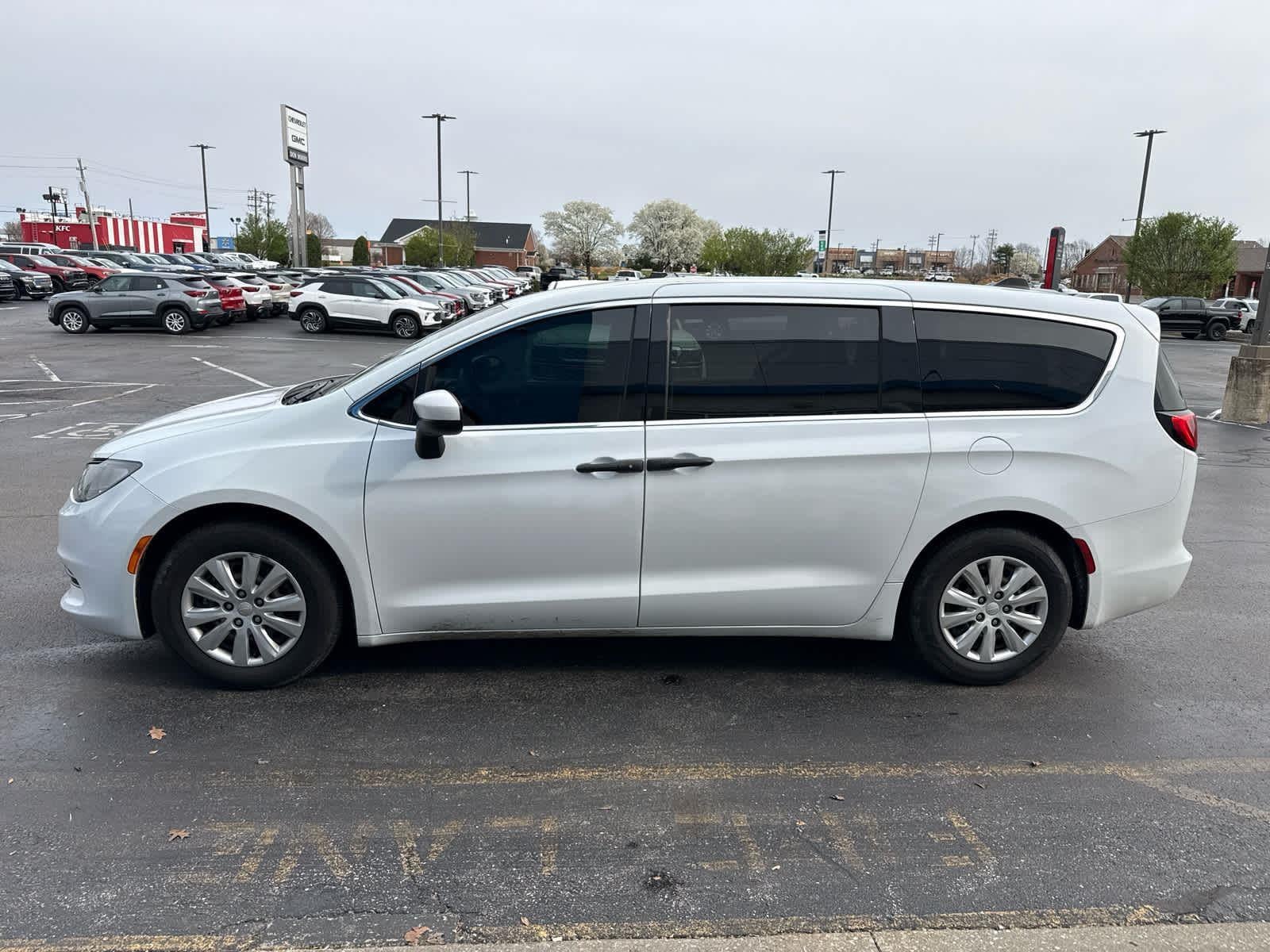 2019 Chrysler Pacifica L
