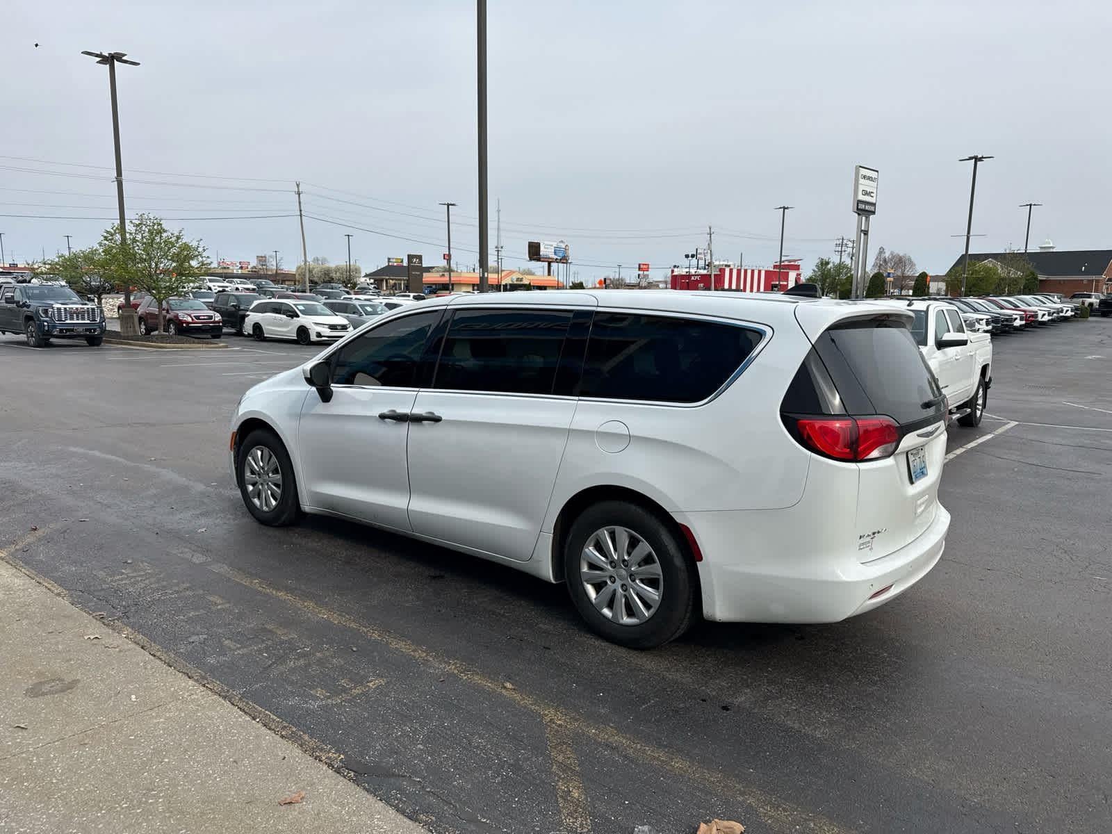 2019 Chrysler Pacifica L