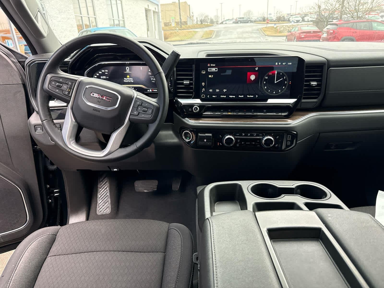 2025 GMC Sierra 1500 Elevation