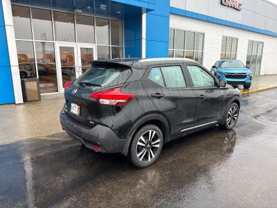 2020 Nissan Kicks SR