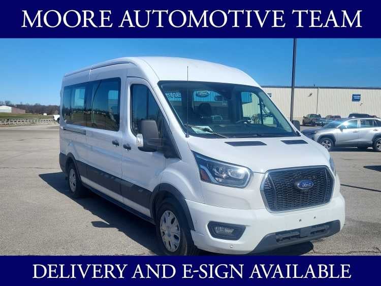 2023 Ford Transit Passenger XLT