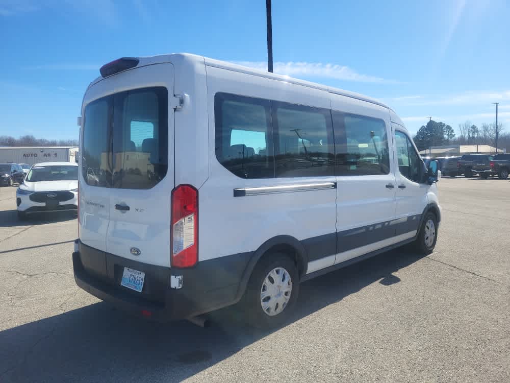 2023 Ford Transit Passenger XLT