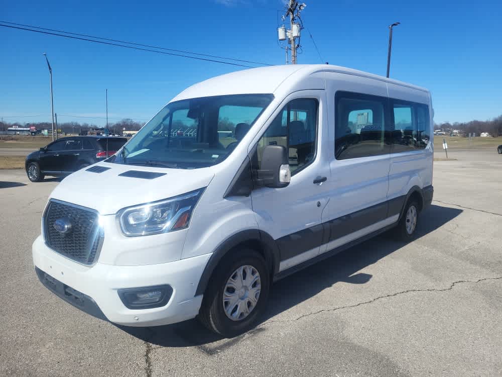 2023 Ford Transit Passenger XLT