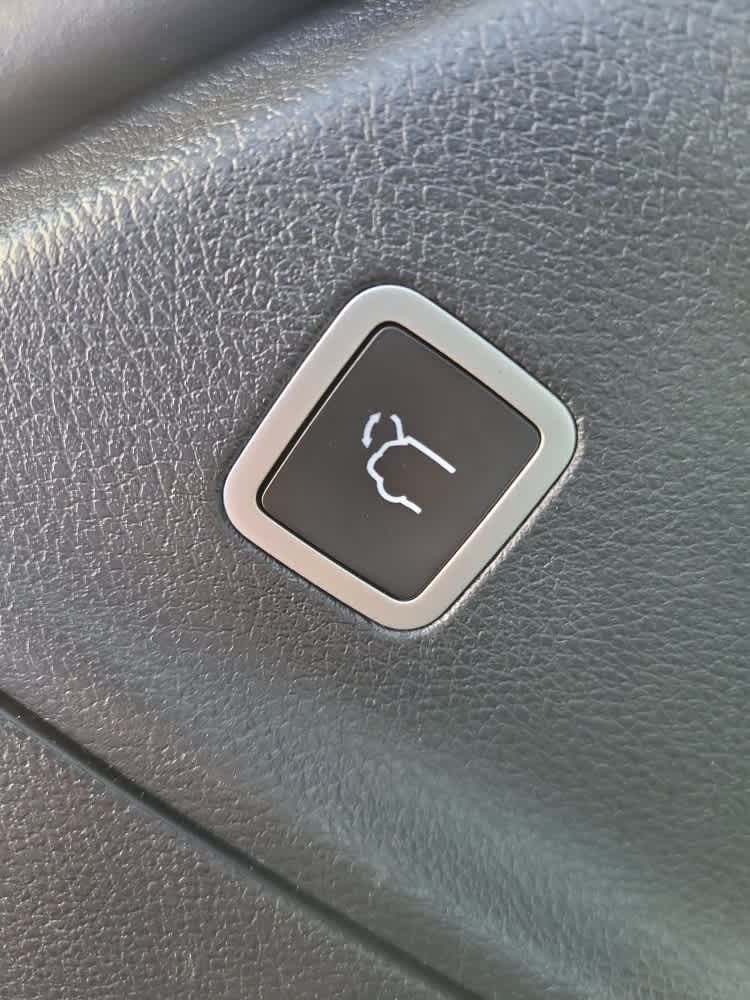 2024 Chrysler Pacifica Hybrid S Appearance Pkg