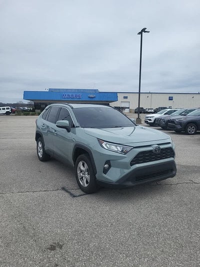 2020 Toyota RAV4 XLE