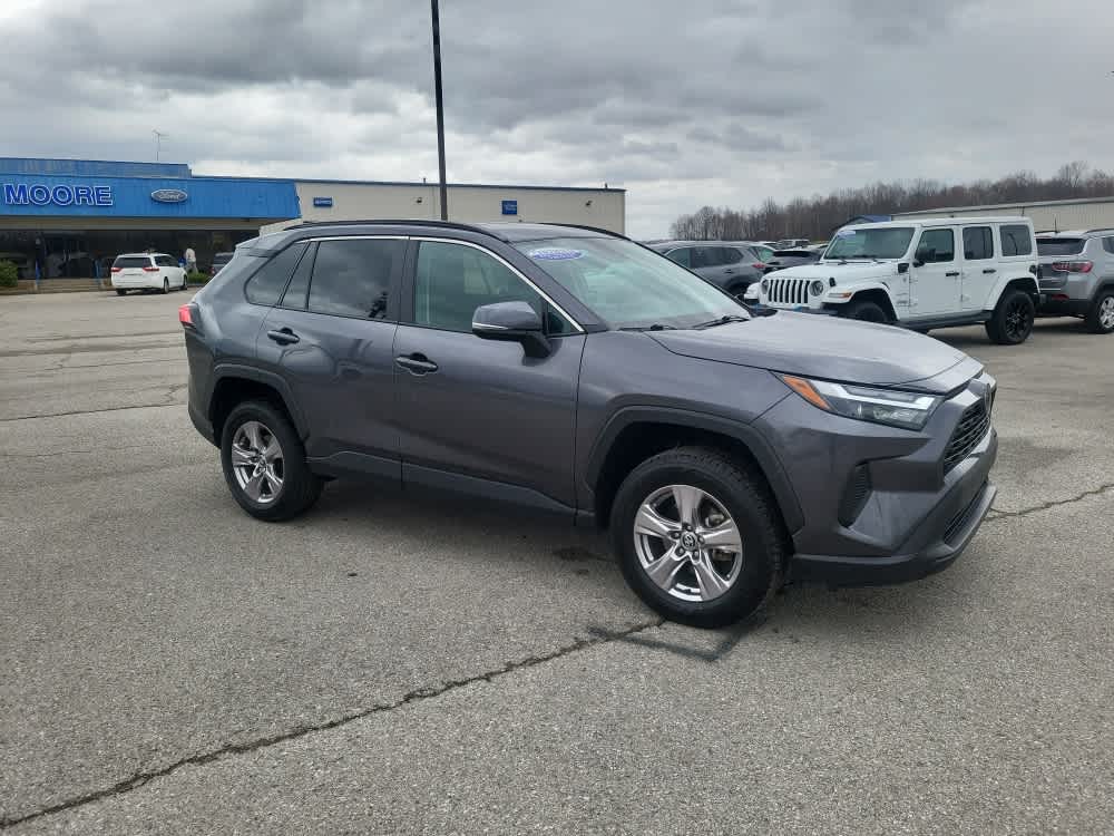 2024 Toyota RAV4 XLE