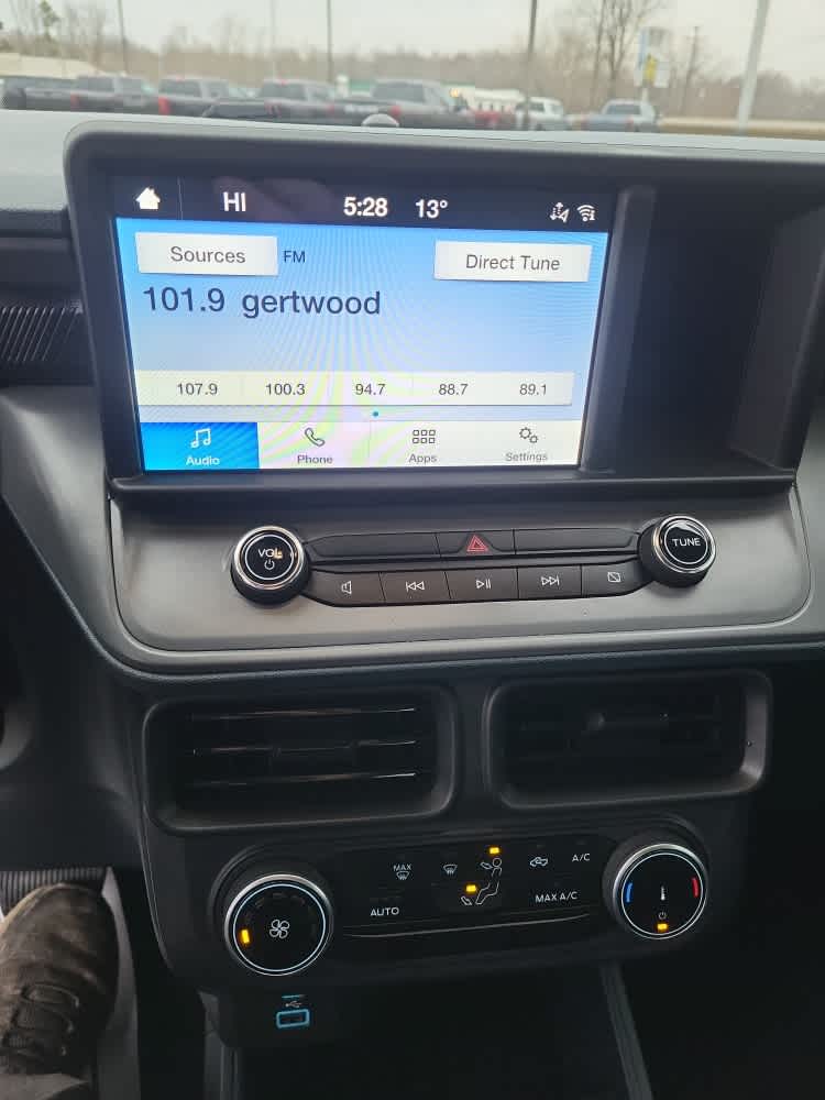 2024 Ford Maverick XL