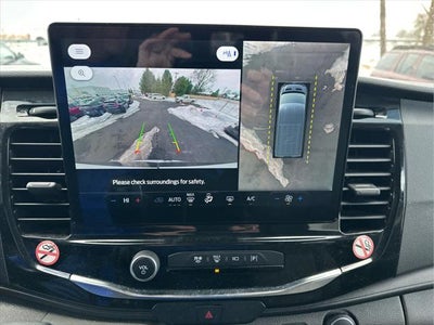 2023 Ford Transit Passenger XLT