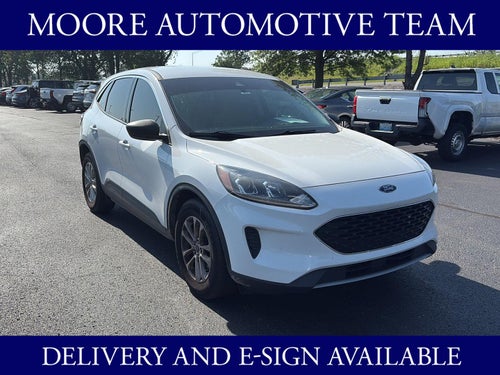 2022 Ford Escape SE