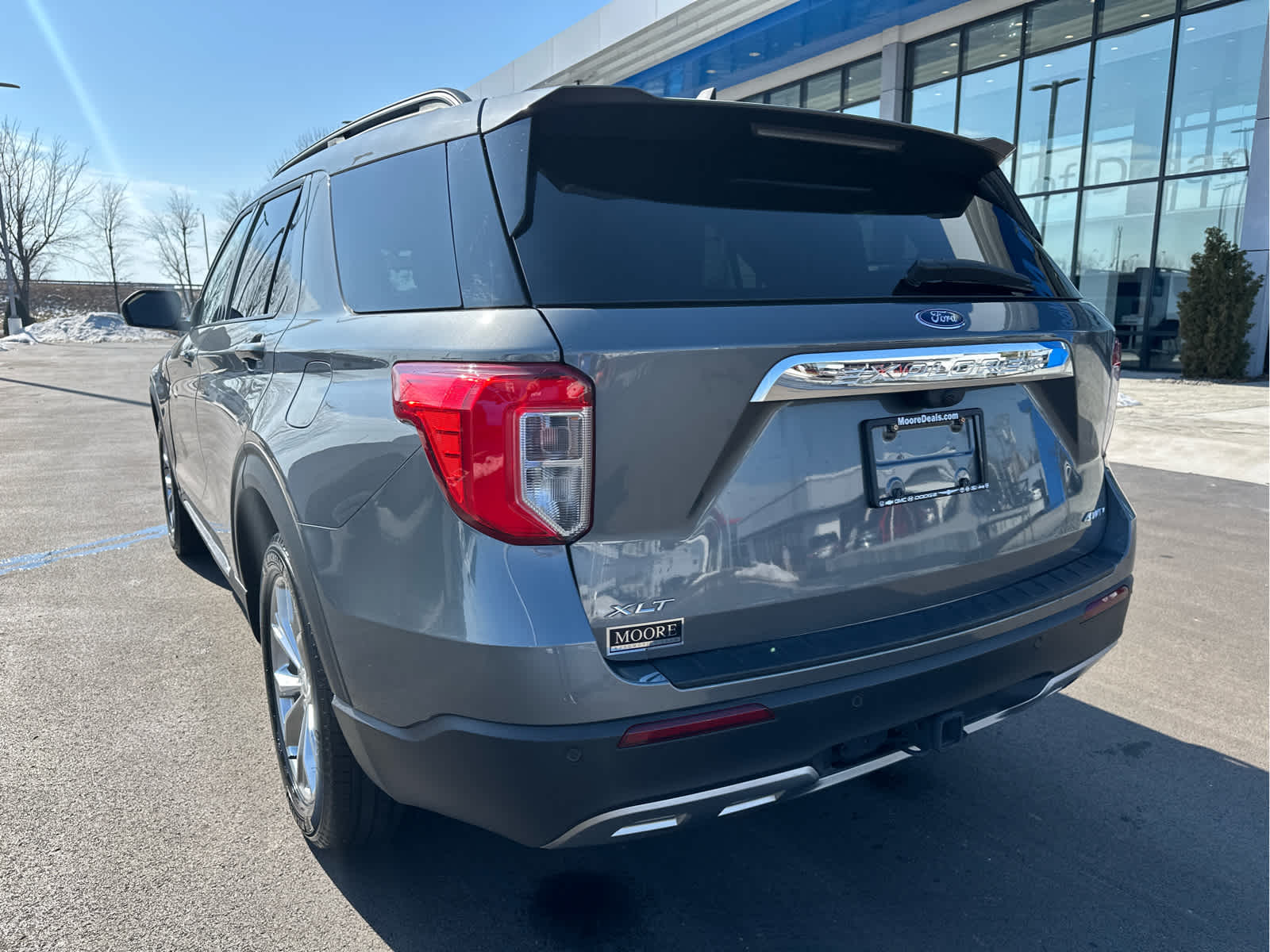 2024 Ford Explorer XLT