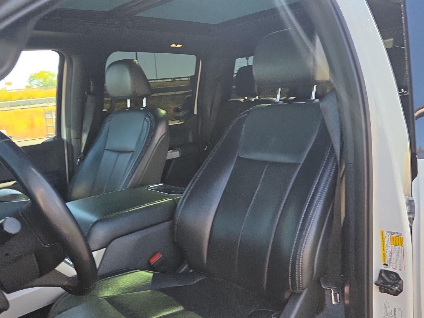 2022 Ford Super Duty F-250 SRW LARIAT