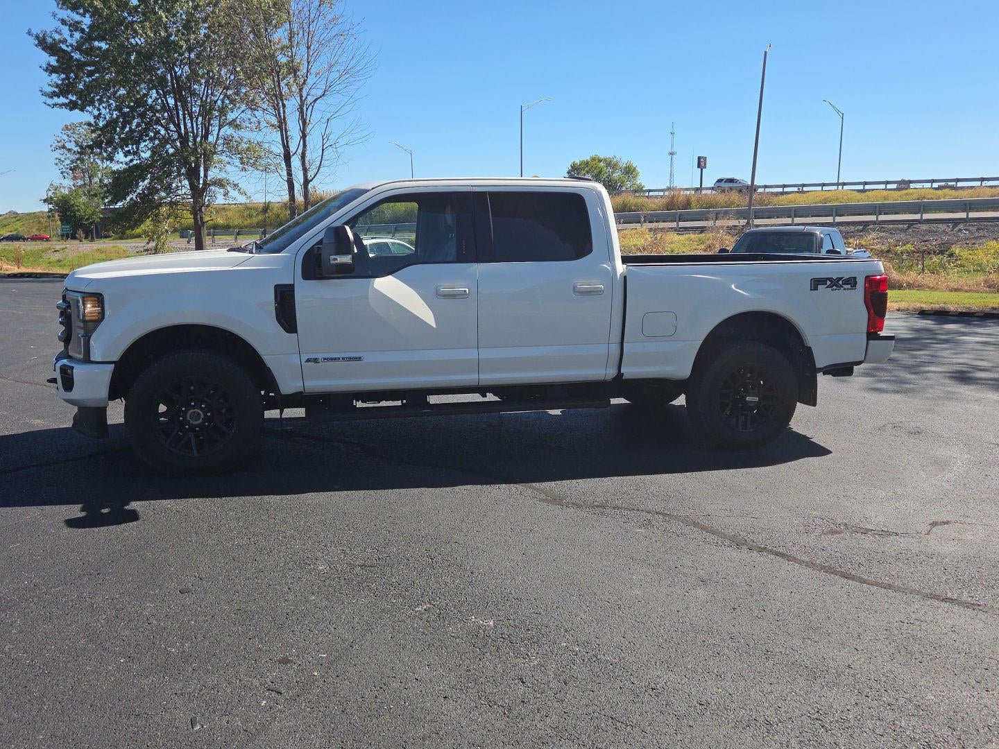 2022 Ford Super Duty F-250 SRW LARIAT
