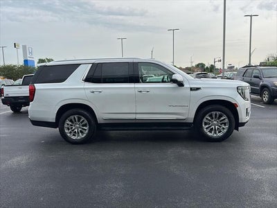 2022 GMC Yukon SLT