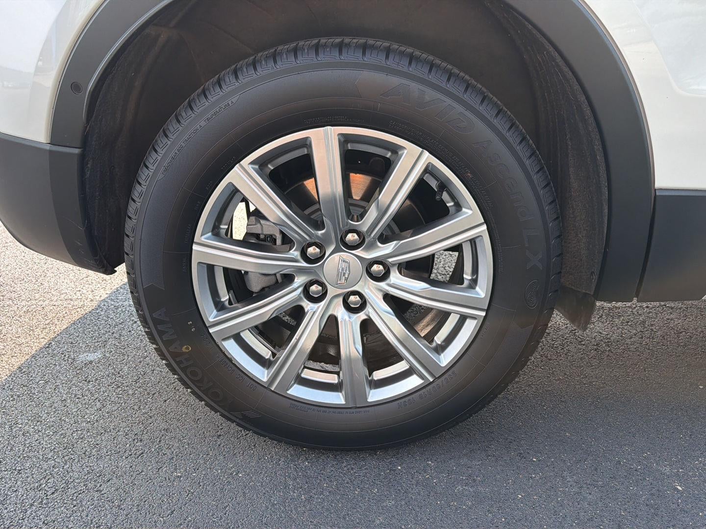 2023 Cadillac XT4 FWD Premium Luxury