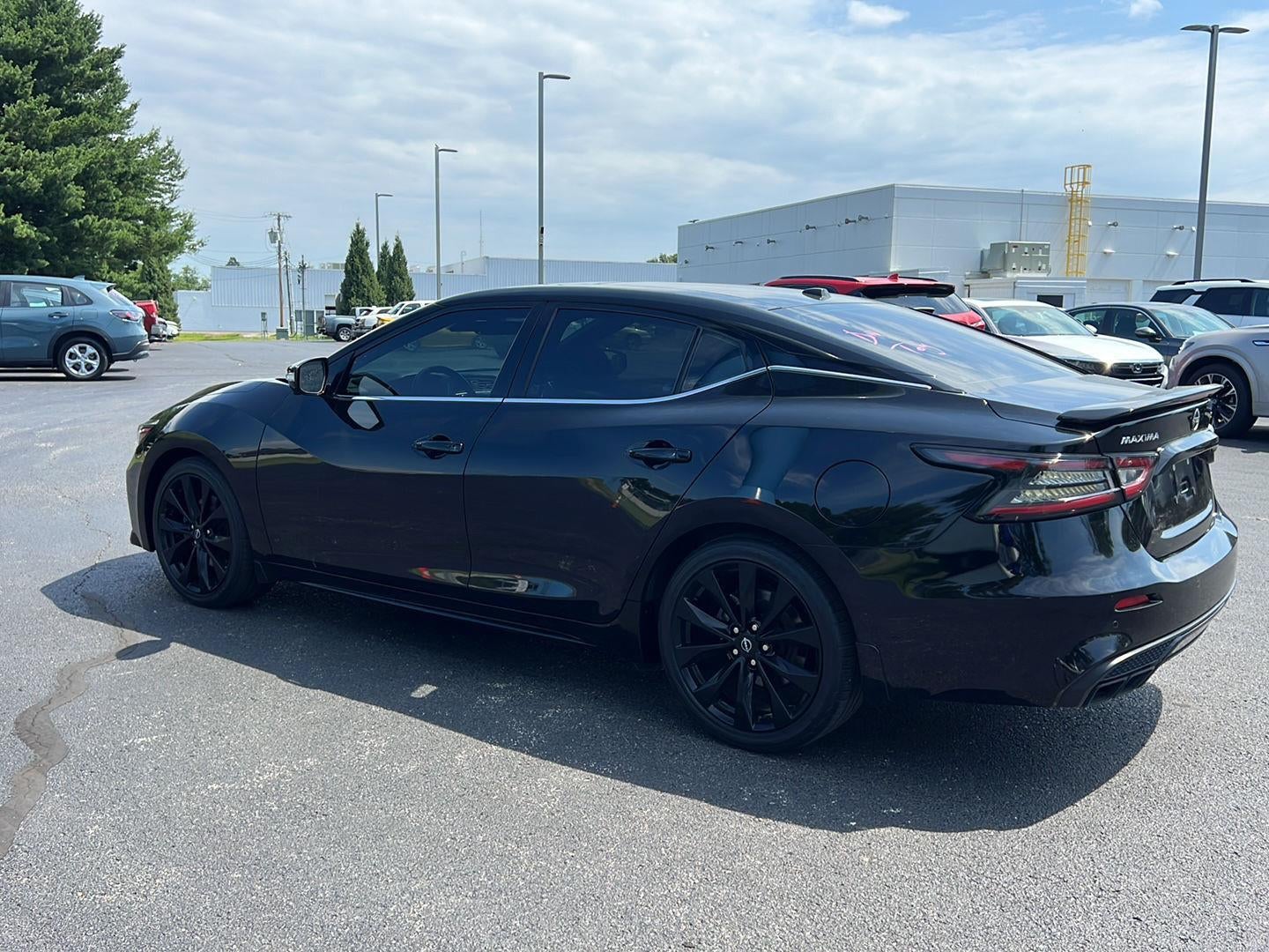 2023 Nissan Maxima SR