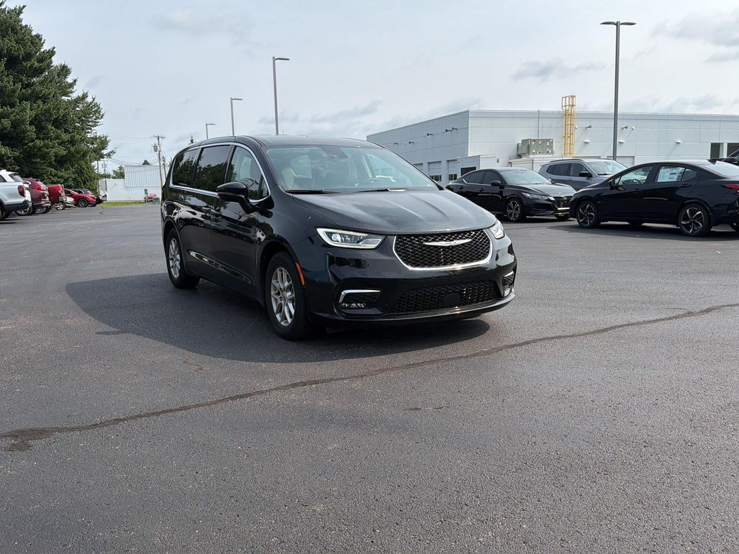 2024 Chrysler Pacifica Touring L
