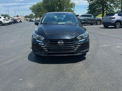2023 Nissan Versa SV