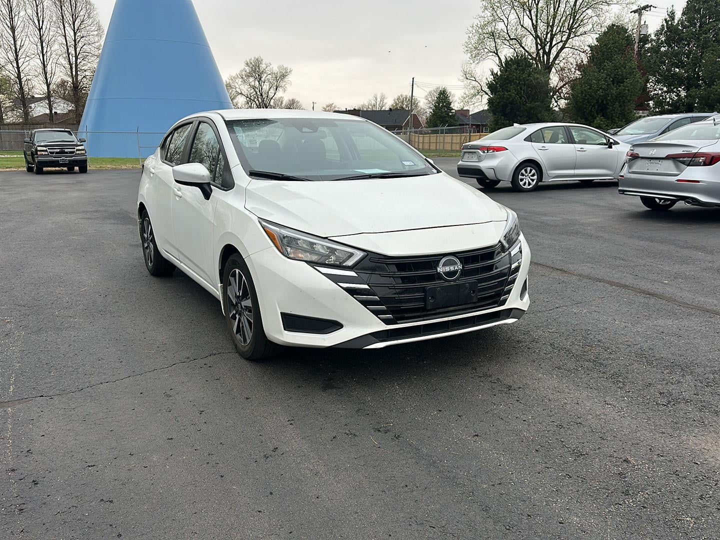 2025 Nissan Versa SV