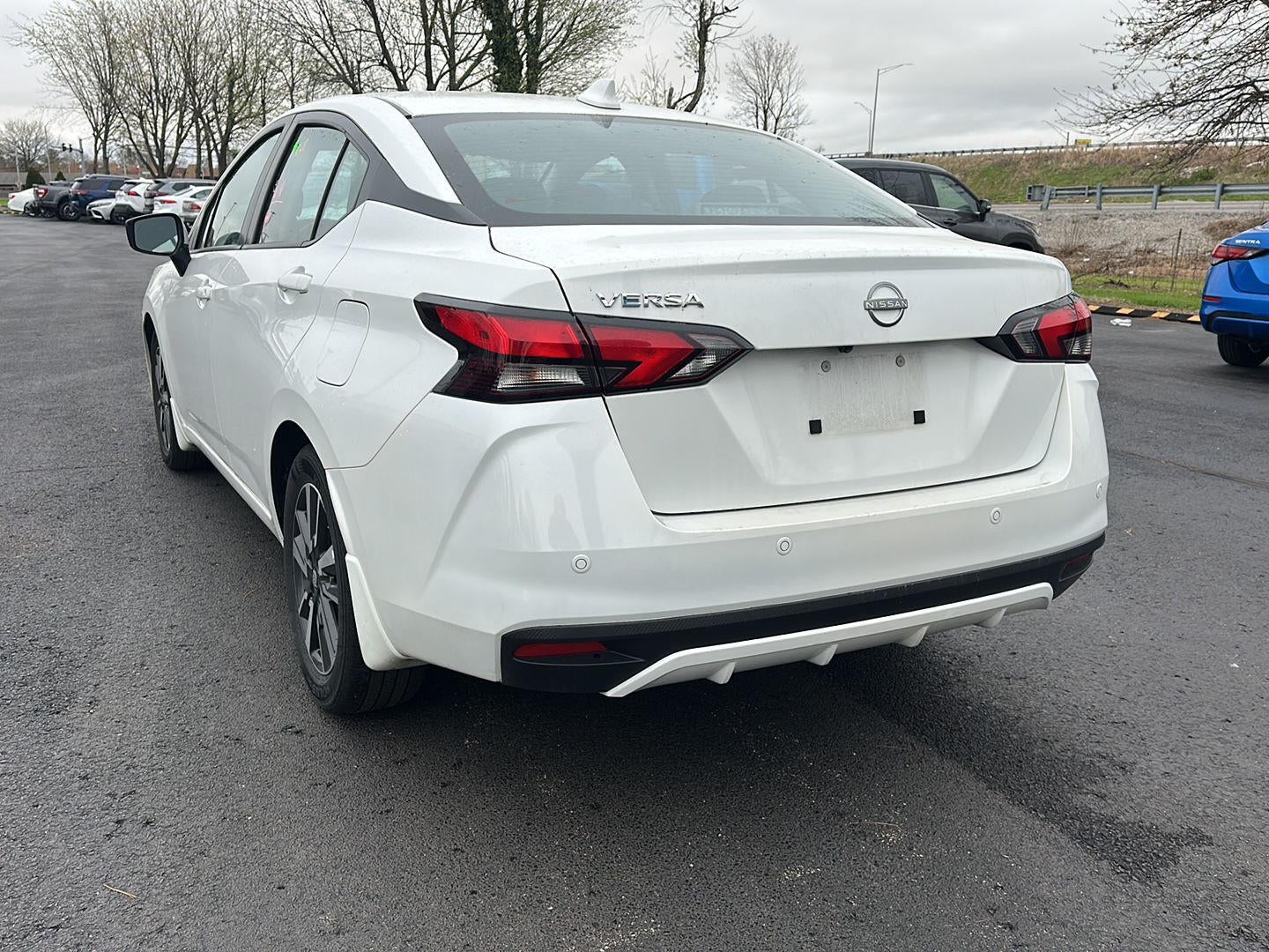 2025 Nissan Versa SV