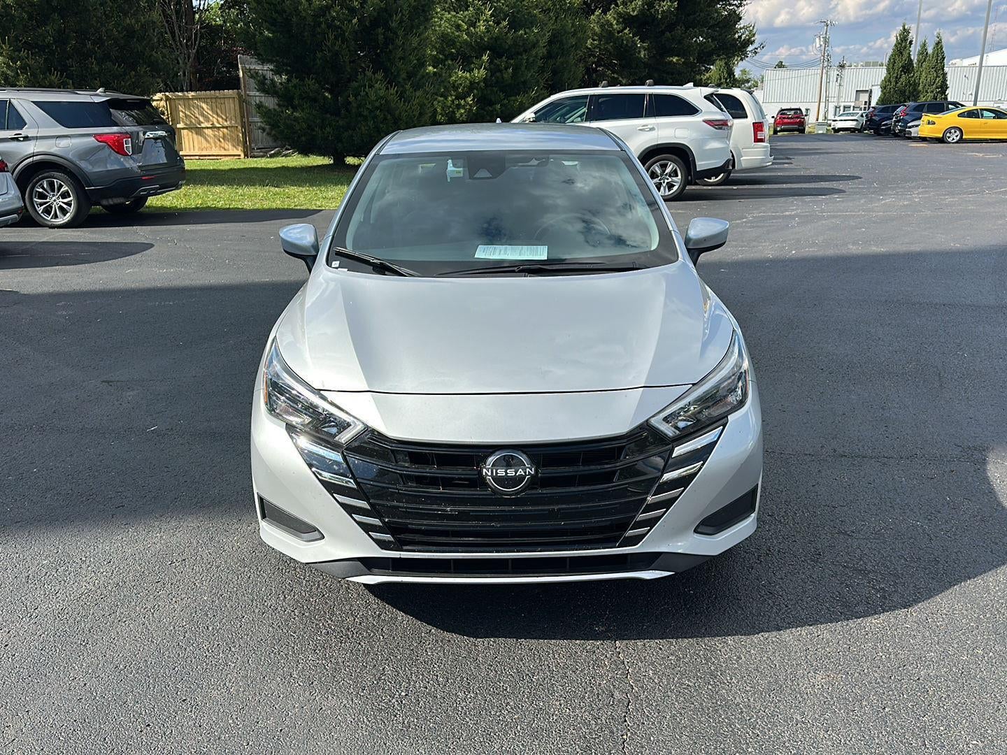 2025 Nissan Versa SV