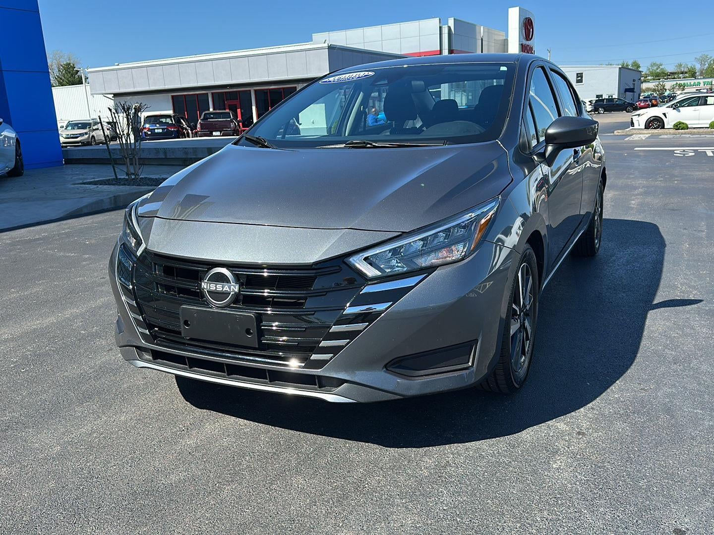 2025 Nissan Versa SV