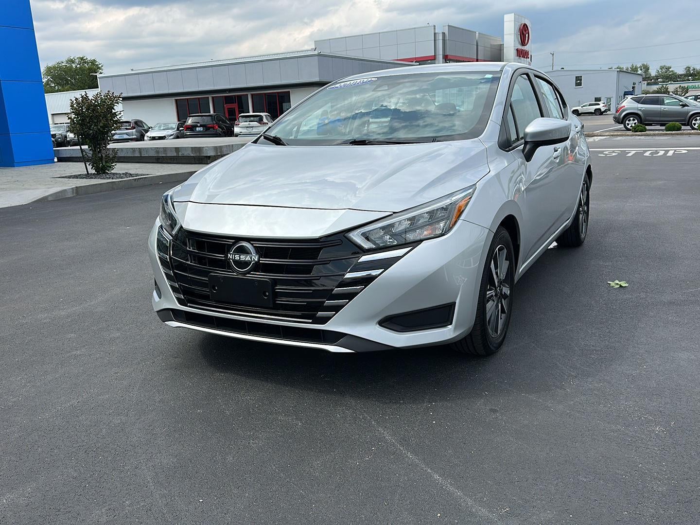 2025 Nissan Versa SV