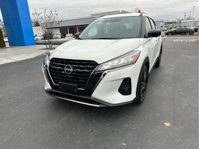 2024 Nissan Kicks SR