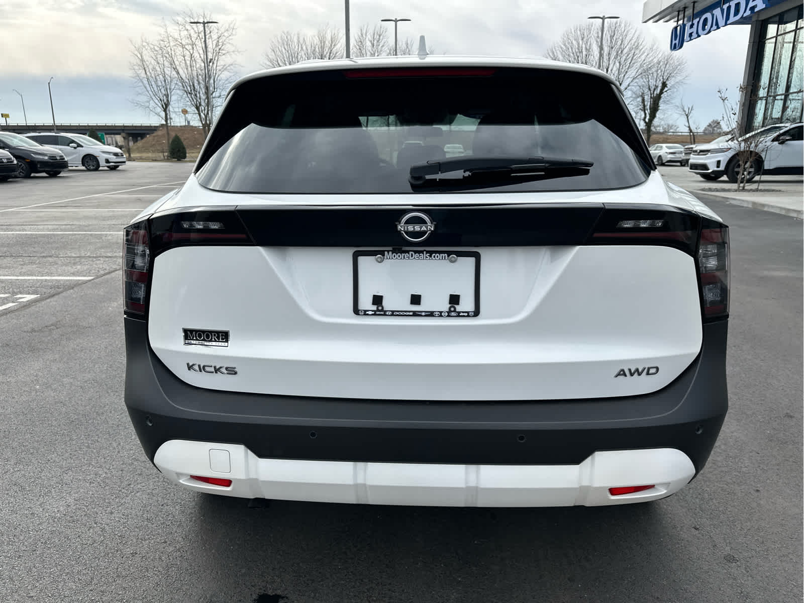 2025 Nissan Kicks SV