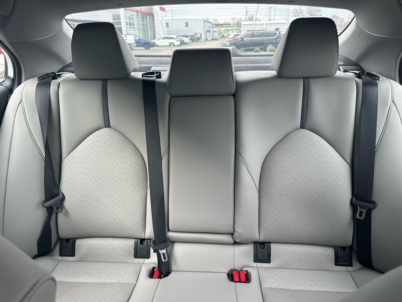 2024 Toyota Camry Hybrid XLE